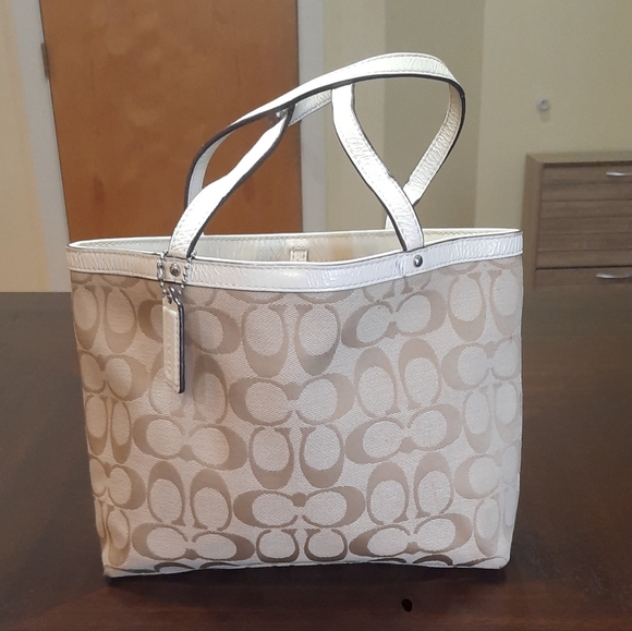 Coach Handbags - Coach Small Tote Bag